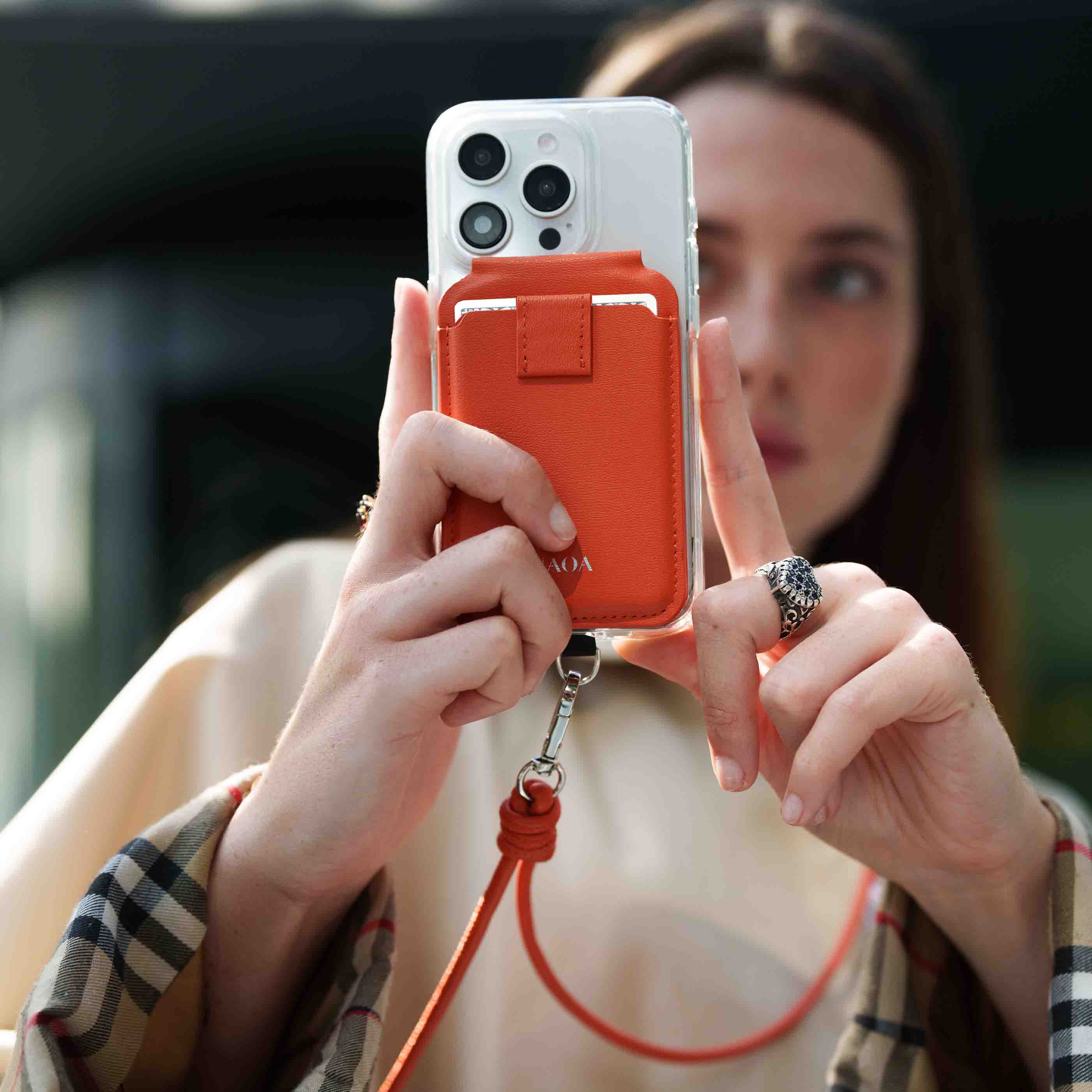 MAGSAFE WALLET PHONE STAND
